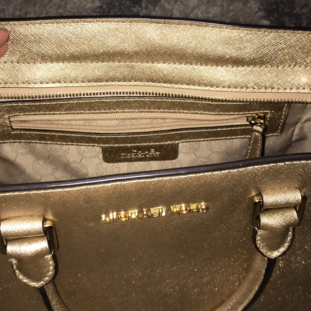 Michael Kors Selma- Pale Gold - Picture 5 of 5